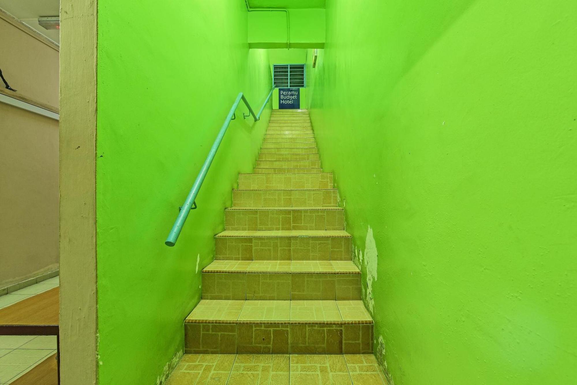 Spot On 90144 Corridor Hotel 1 Pekan Exterior photo