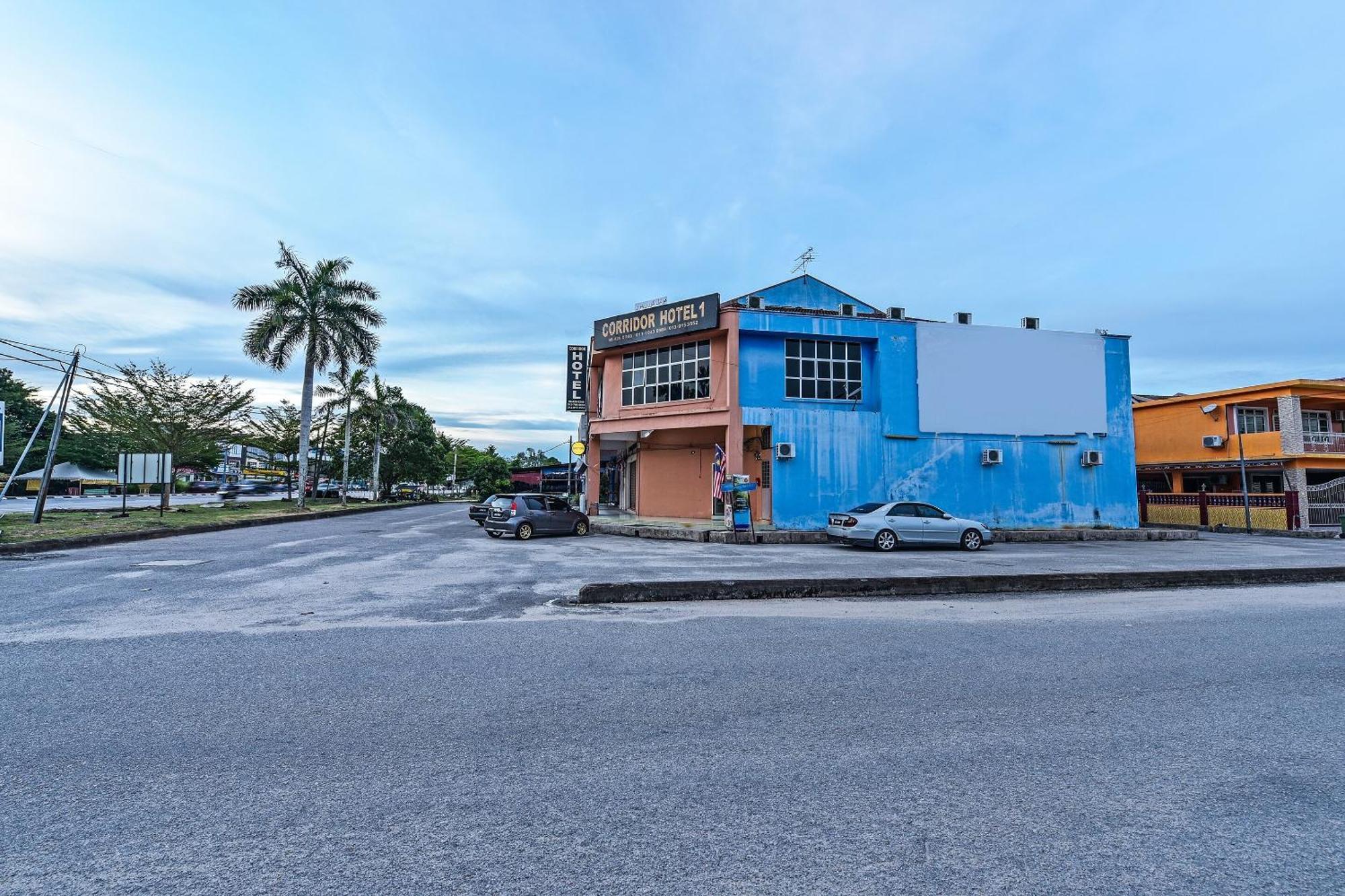 Spot On 90144 Corridor Hotel 1 Pekan Exterior photo